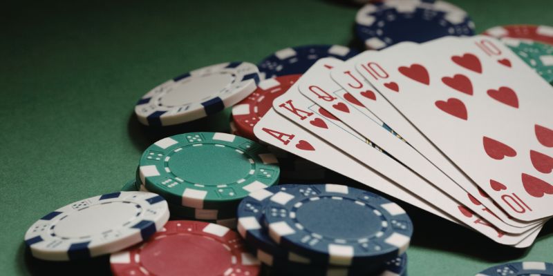 Các sảnh cược poker online đa dạng với giao diện sang trọng